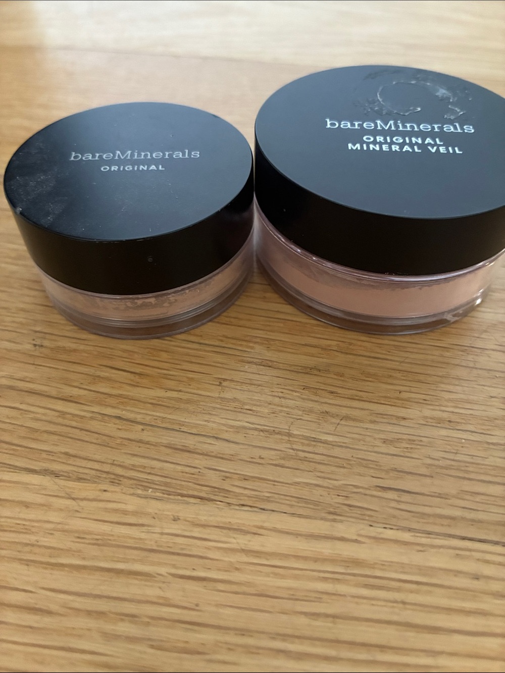 bareMinerals Original Mineral Veil Loose Setting Powder + powder foundation 03